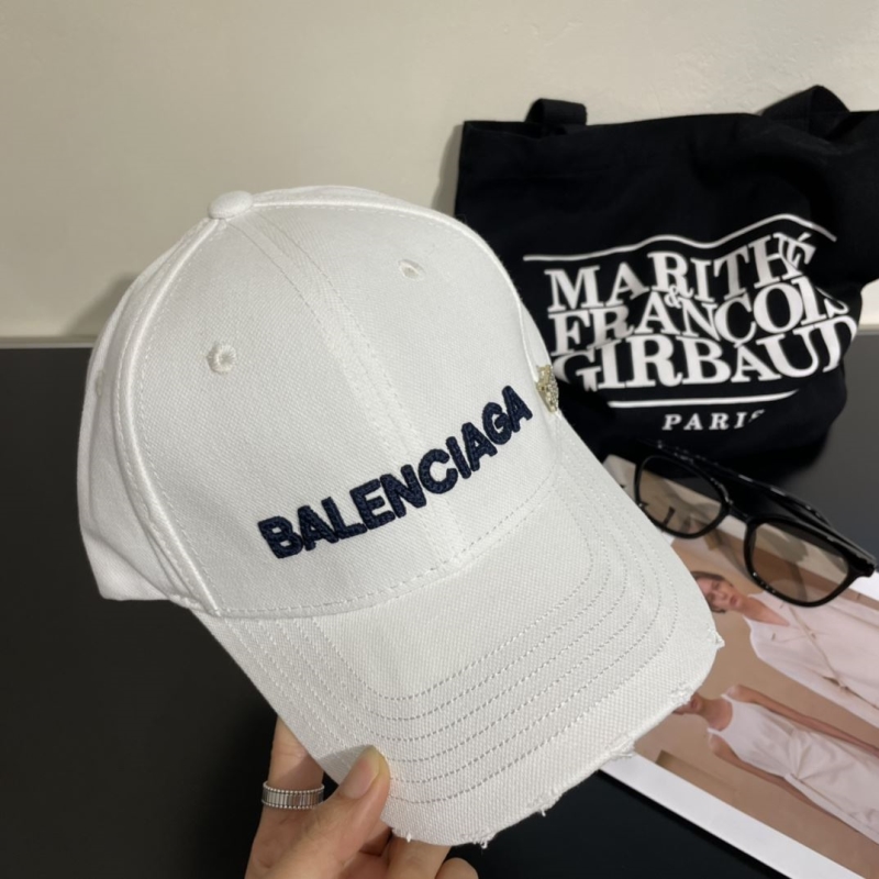 BALENCIAGA